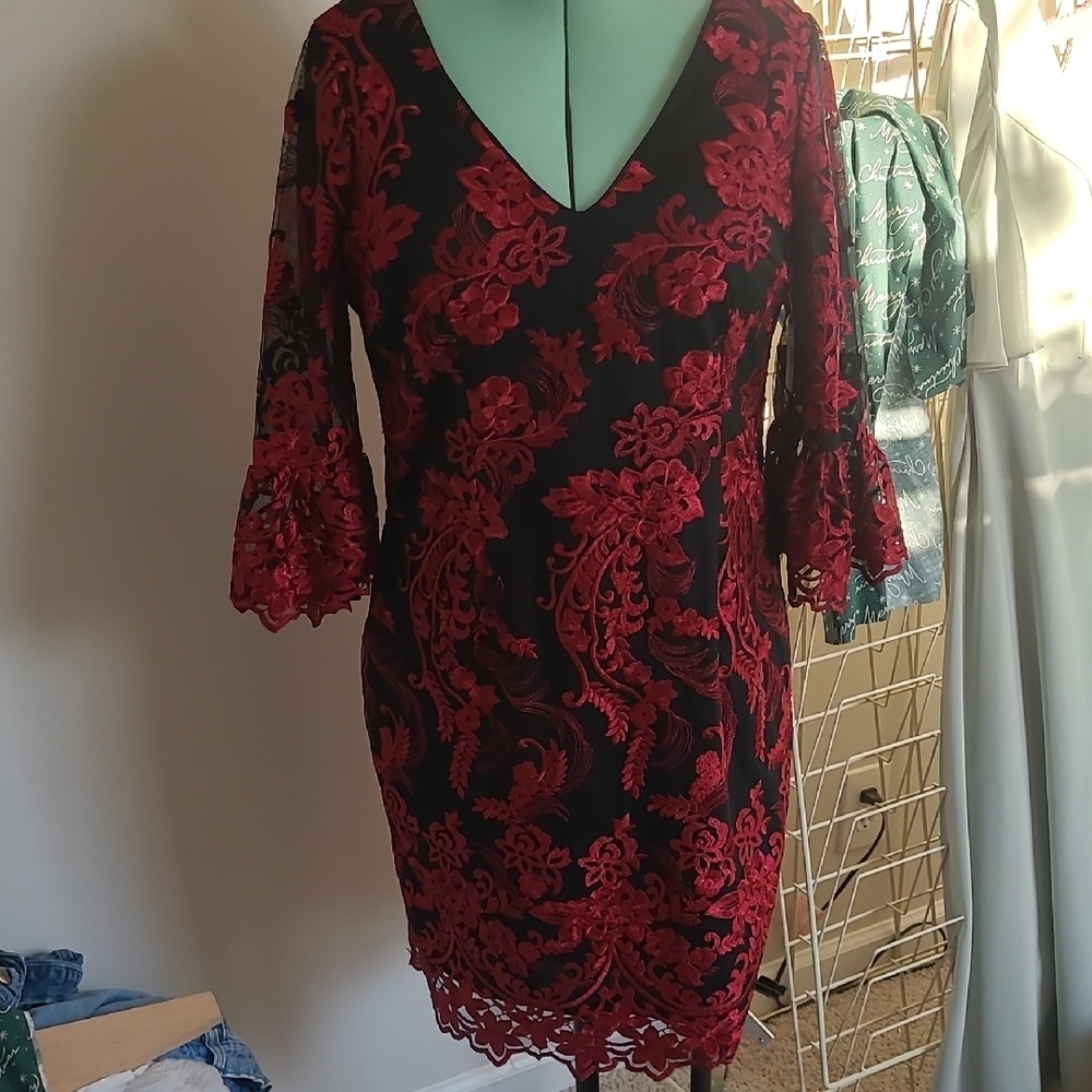 Red Laced Black Coacktail Dress